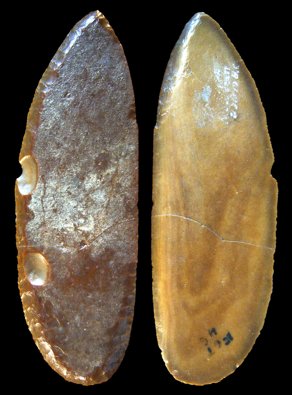 Gerzean-like flake knife from Predynastic Period Egypt.