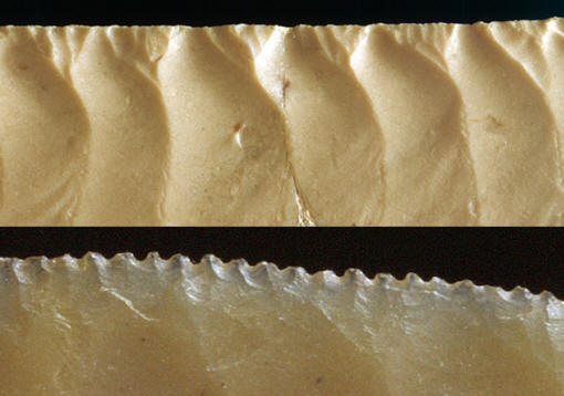 Ripple and micro pressure flaking on Gerzean knives.